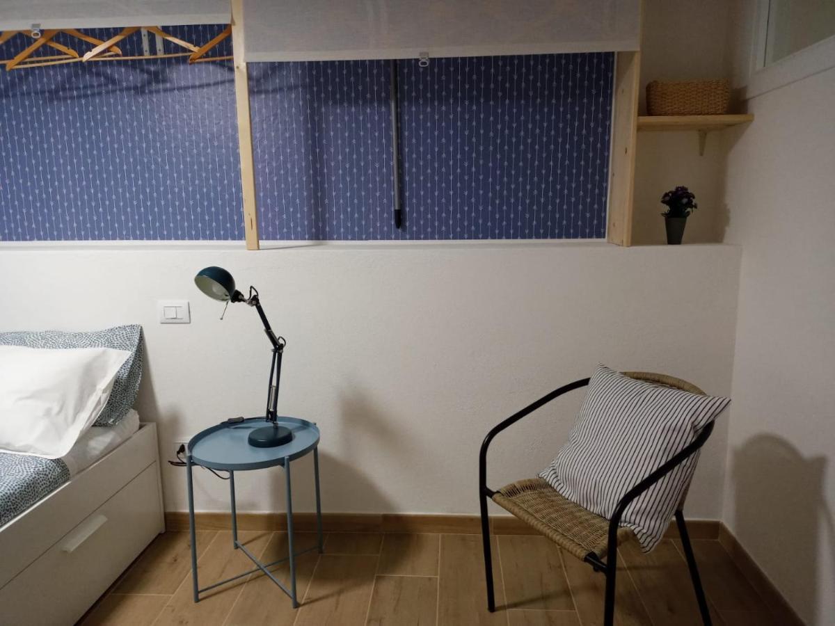 Vacanze Nella Casetta Pula Exteriör bild