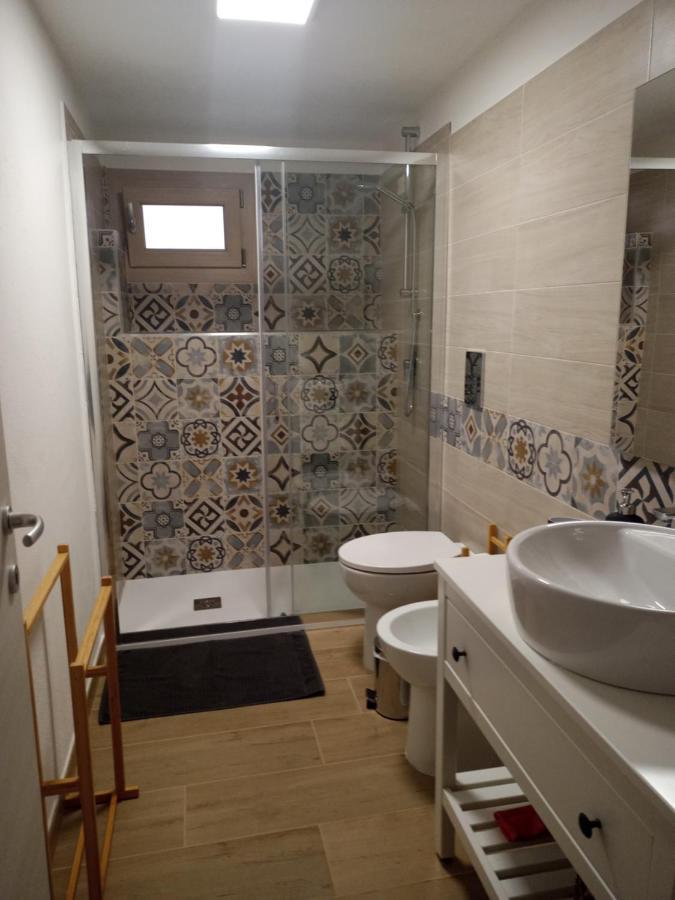 Vacanze Nella Casetta Pula Exteriör bild