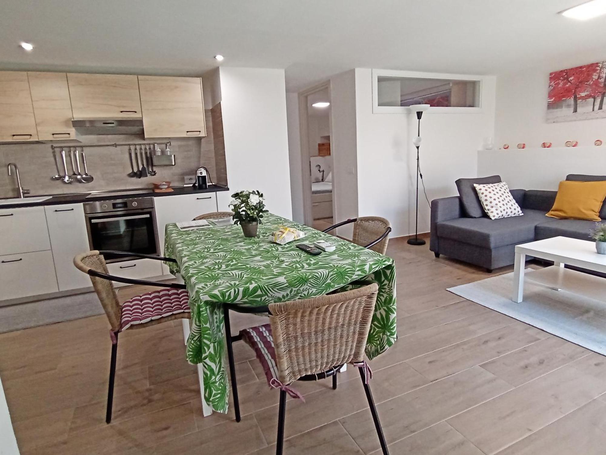 Vacanze Nella Casetta Pula Exteriör bild